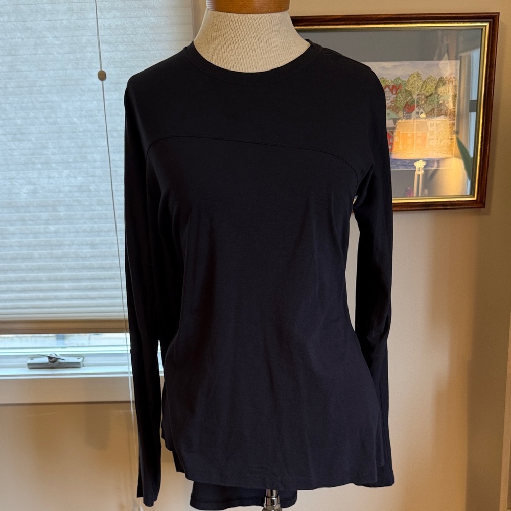 Lululemon Classic Black Long Sleeve Top